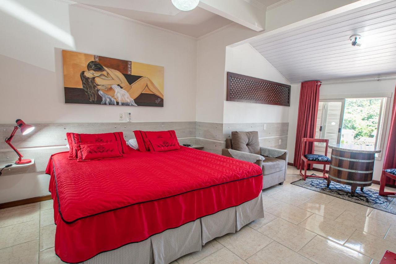 Hotel Pousada Casa Tasca Бенту-Гонсалвіс Екстер'єр фото